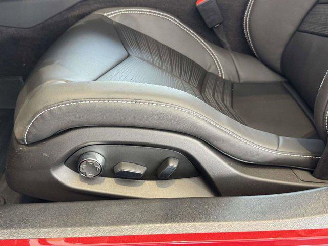 2026 Chevrolet Corvette Stingray Coupe, 2LT, RWD
