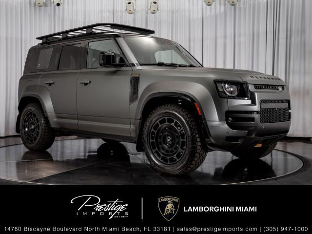 /2025 Land-Rover Defender