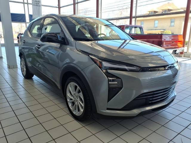 2027 Chevrolet Bolt LT FWD
