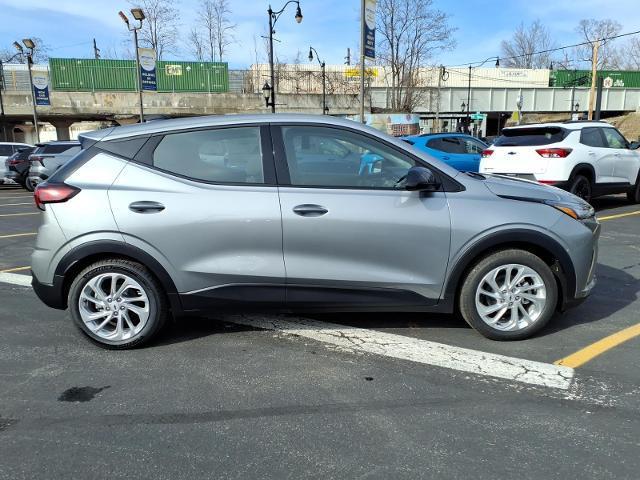 2027 Chevrolet Bolt LT FWD