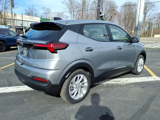 2027 Chevrolet Bolt LT FWD
