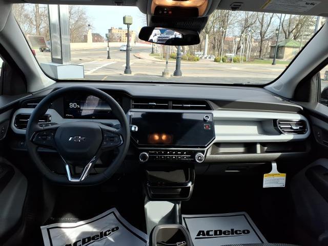 2027 Chevrolet Bolt LT FWD