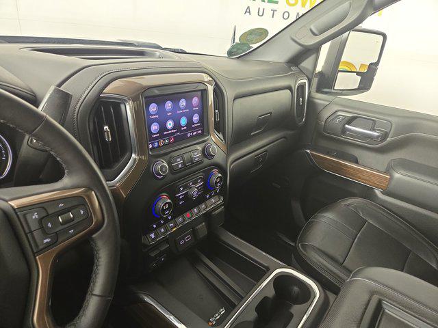 2022 Chevrolet Silverado 2500HD 4WD Crew Cab Standard Bed High Country