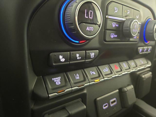 2022 Chevrolet Silverado 2500HD 4WD Crew Cab Standard Bed High Country
