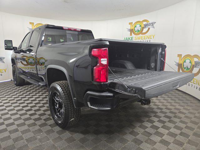 2022 Chevrolet Silverado 2500HD 4WD Crew Cab Standard Bed High Country