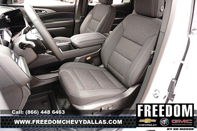 2026 Chevrolet Traverse FWD LT