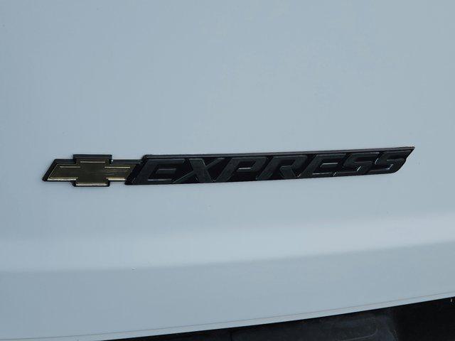 2023 Chevrolet Express Passenger RWD 3500 Extended Wheelbase LS