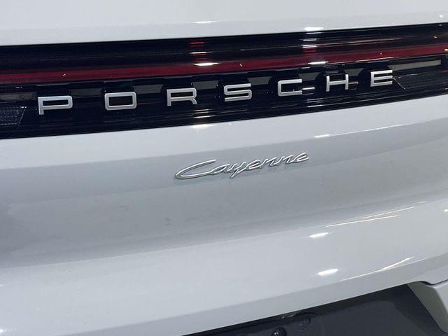 2026 Porsche Cayenne Unknown