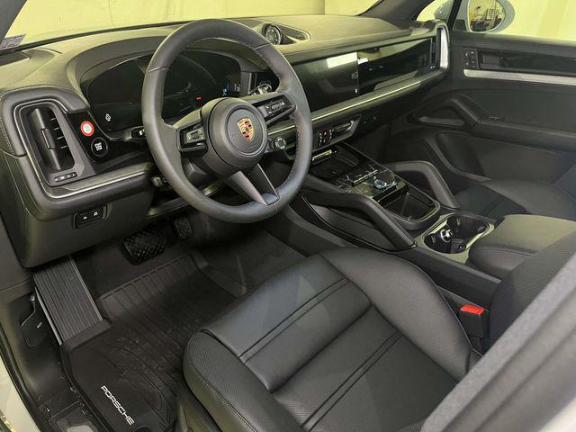2026 Porsche Cayenne Unknown