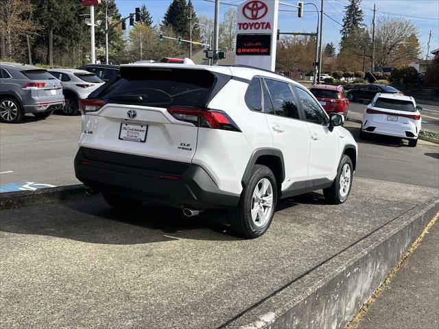 2021 Toyota RAV4 Hybrid XLE