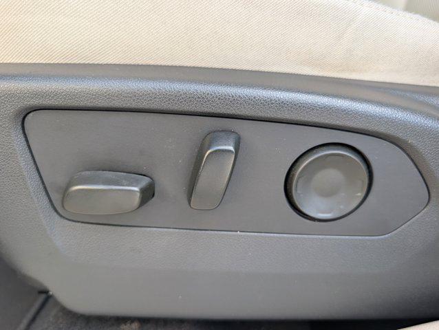 2021 Buick Envision FWD Essence