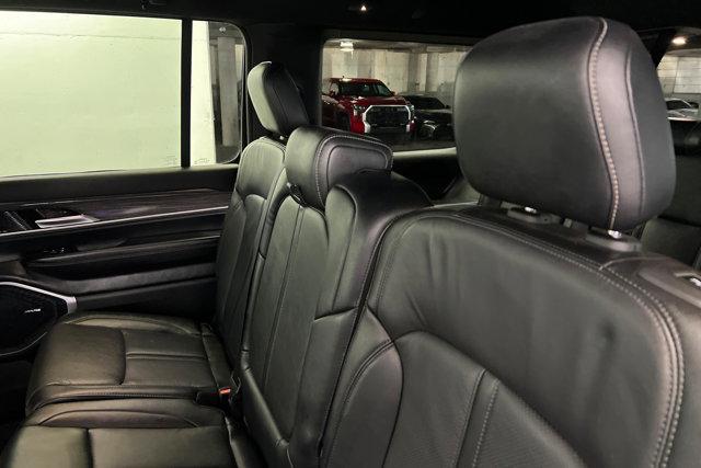 2022 Jeep Wagoneer Series II 4x4