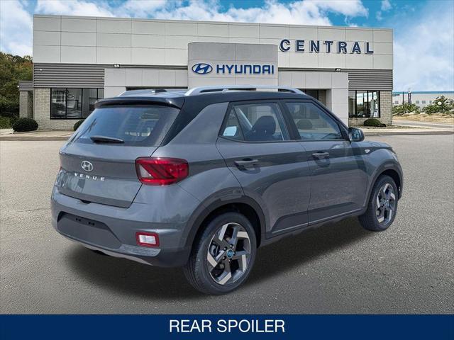 2026 Hyundai Venue SEL w/Two-Tone Roof