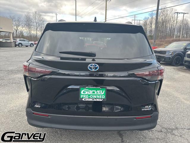 2024 Toyota Sienna XLE