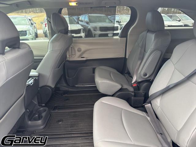 2024 Toyota Sienna XLE