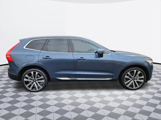 2023 Volvo XC60 B5 Ultimate Bright Theme