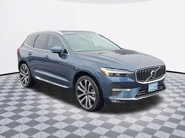 2023 Volvo XC60 B5 Ultimate Bright Theme