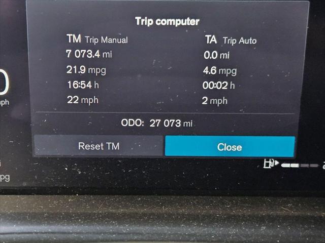 2023 Volvo XC60 B5 Ultimate Bright Theme