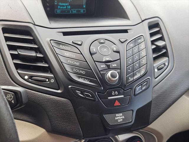 2016 Ford Fiesta SE