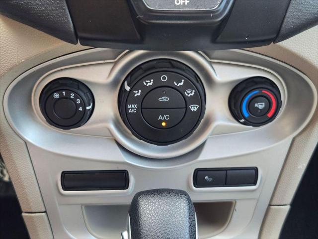 2016 Ford Fiesta SE