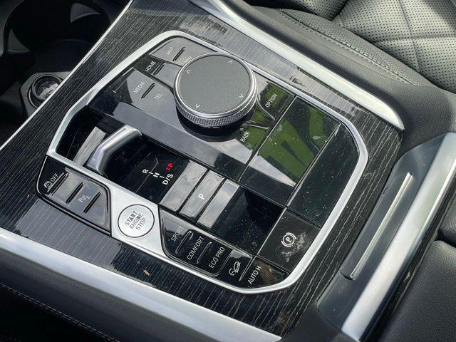 2024 BMW X6 xDrive40i