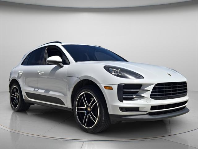 2020 Porsche Macan BASE