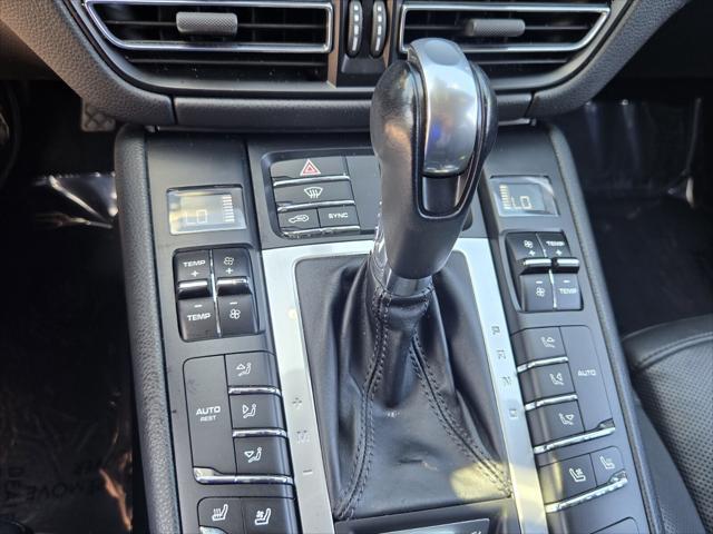 2020 Porsche Macan BASE