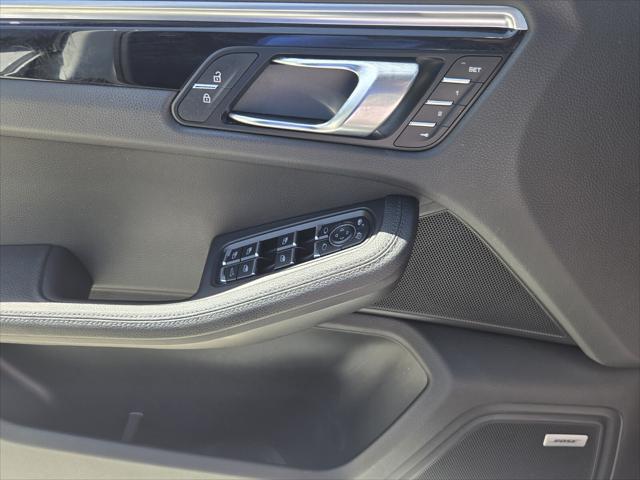 2020 Porsche Macan BASE