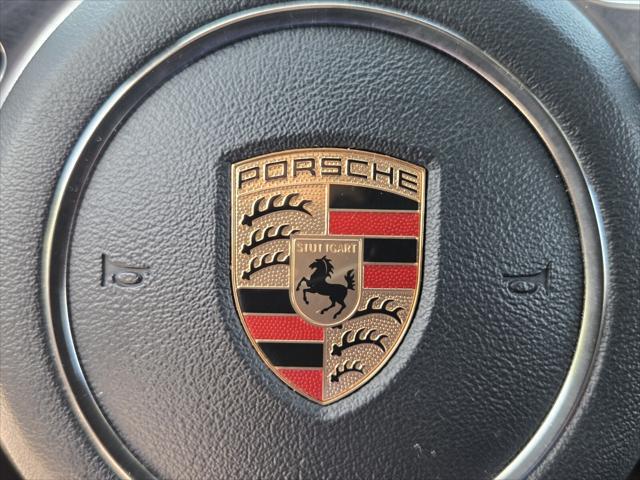 2020 Porsche Macan BASE