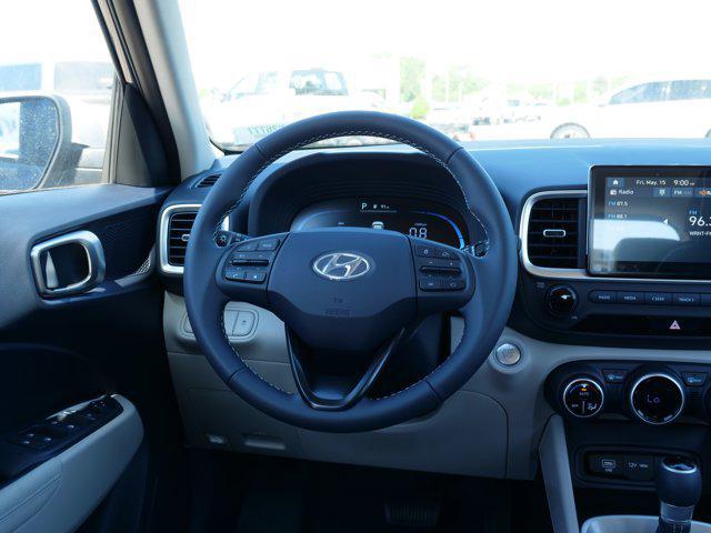 2026 Hyundai Venue SEL w/Two-Tone Roof