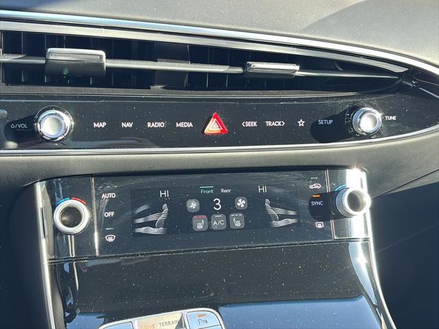 2026 Genesis GV70 2.5T