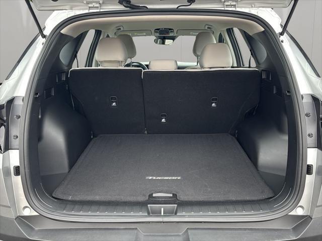 2025 Hyundai Tucson SE
