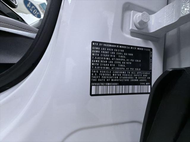 2024 Volkswagen Taos 1.5T SE