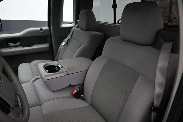 2004 Ford F-150 XLT