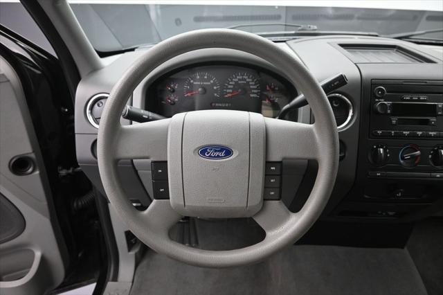 2004 Ford F-150 XLT