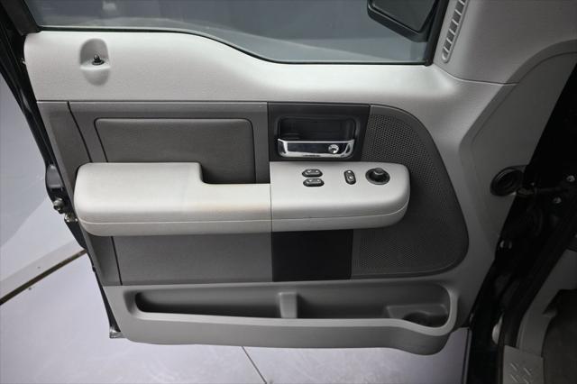 2004 Ford F-150 XLT