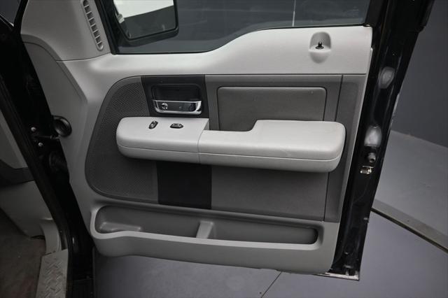 2004 Ford F-150 XLT