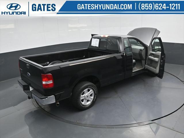 2004 Ford F-150 XLT