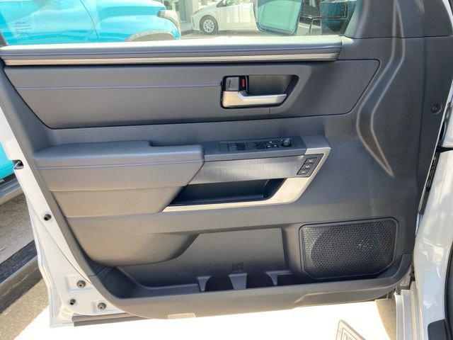 2026 Toyota Tundra Platinum Hybrid CrewMax 5.5' Bed