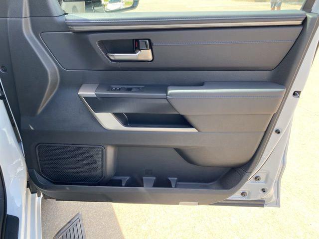 2026 Toyota Tundra Platinum Hybrid CrewMax 5.5' Bed