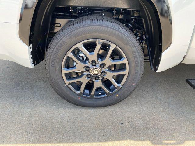 2026 Toyota Tundra Platinum Hybrid CrewMax 5.5' Bed