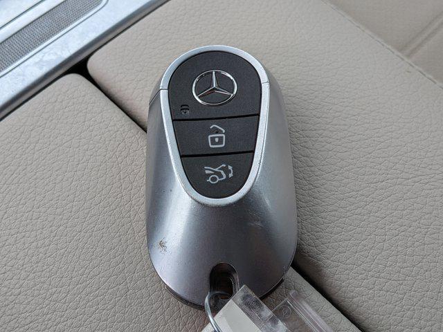 2025 Mercedes-Benz C-CLASS C 300 C 300