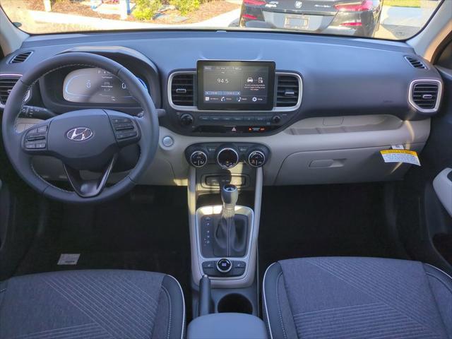 2026 Hyundai Venue SEL w/Two-Tone Roof