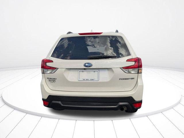 2023 Subaru Forester Base