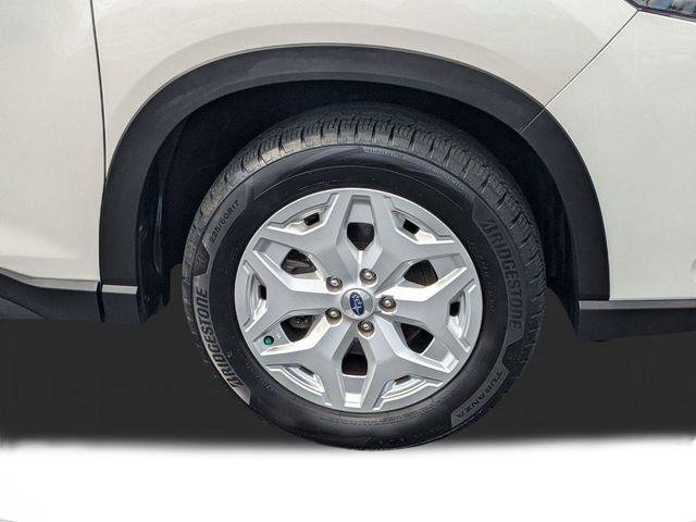 2023 Subaru Forester Base