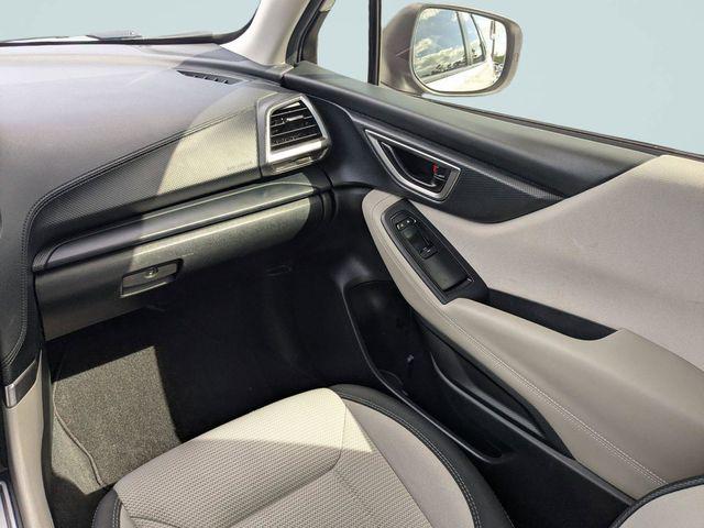 2023 Subaru Forester Base