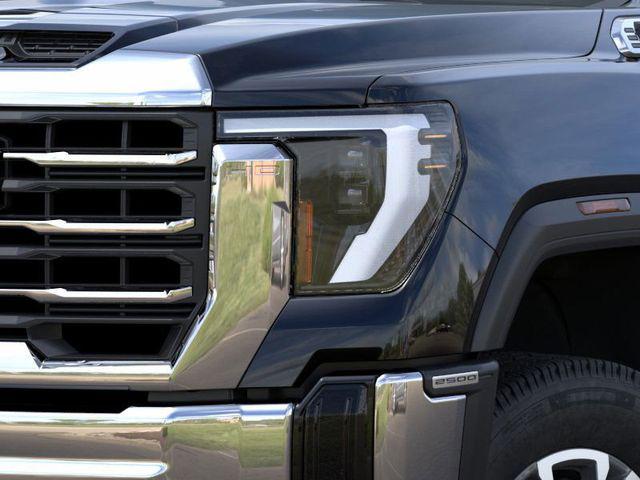 2026 GMC Sierra 2500HD Crew Cab, Standard Bed, SLE, 4WD