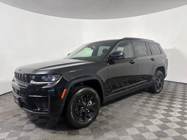 2026 Jeep Grand Cherokee L GRAND CHEROKEE L LAREDO ALTITUDE 4X4