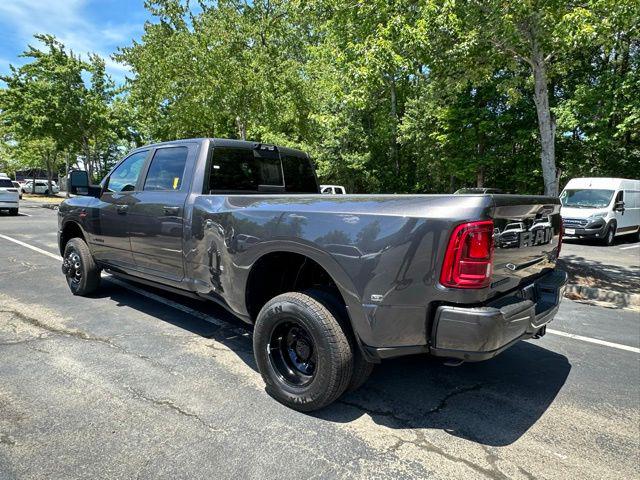2026 Ram 3500 Laramie Crew Cab 4x4 8' Box