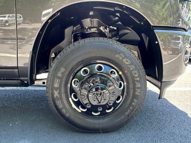 2026 Ram 3500 Laramie Crew Cab 4x4 8' Box